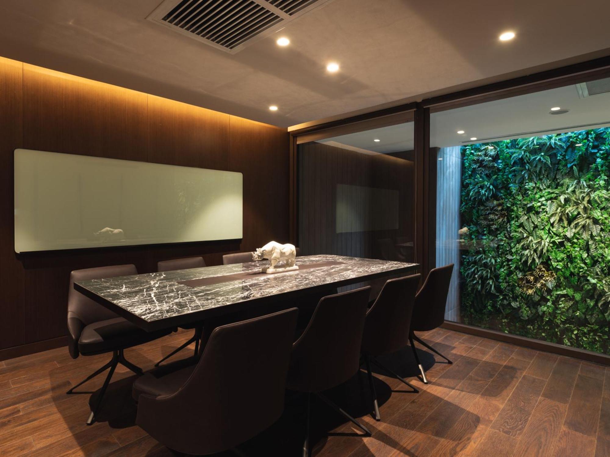 Hotel KVL Phnom-Penh Buitenkant foto